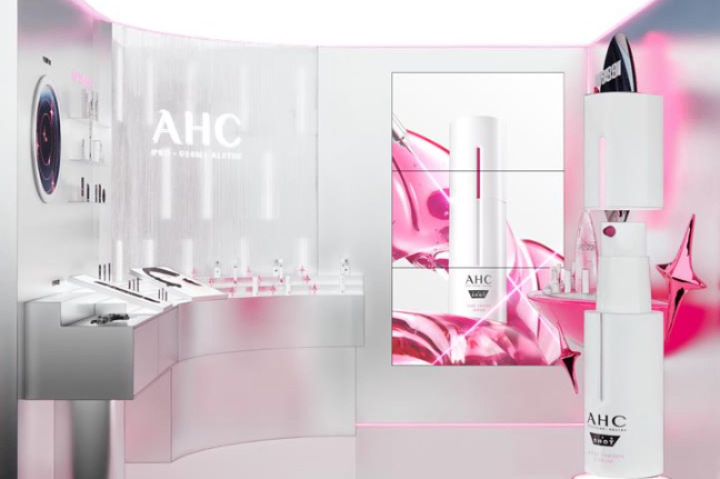 AHC, 쿠팡 메가뷰티쇼 참여... 성수서 체험형 부스 운영 - 뉴스 썸네일 이미지
